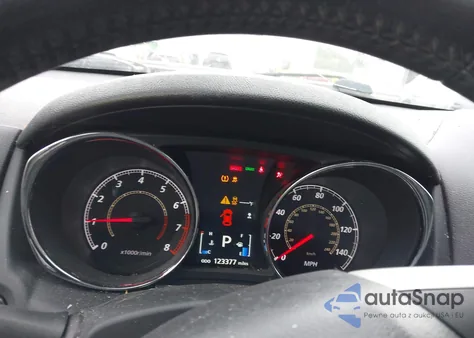 2015 Mitsubishi Outlander Sport Se z USA, uszkodzony, nr VIN 4A4AP4AUXFE048358